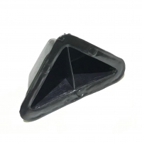 Опора треугольная пластик 35х97 мм 